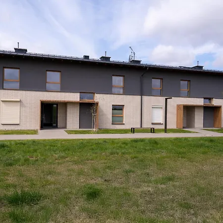 Appartamento - Parking, Terrace & Garden - By Rentujemy *