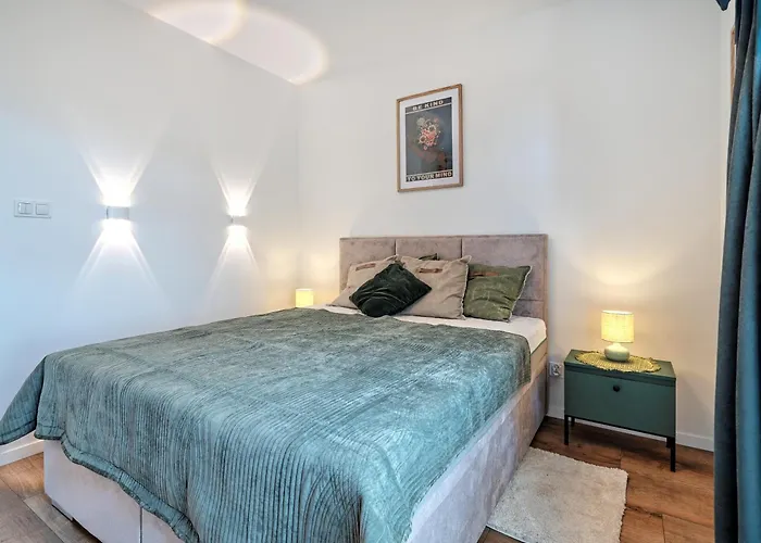 - Parking, Terrace&garden - By Rentujemy