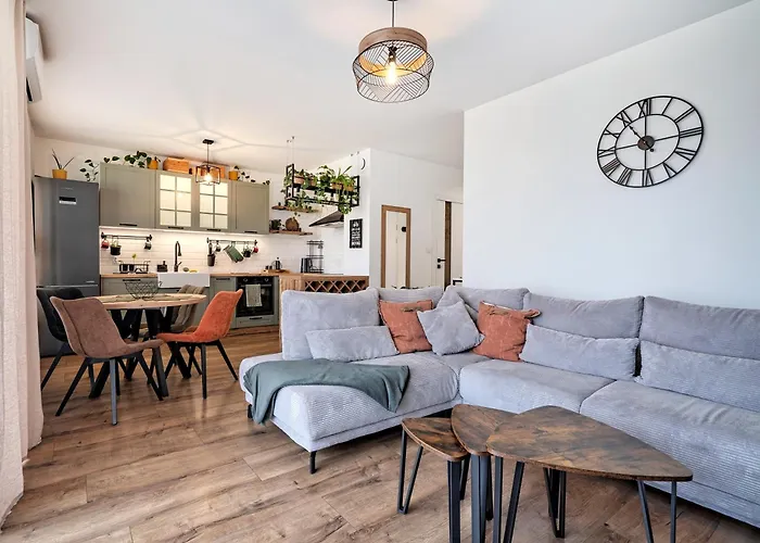 Apartament - Parking, Terrace&garden - By Rentujemy