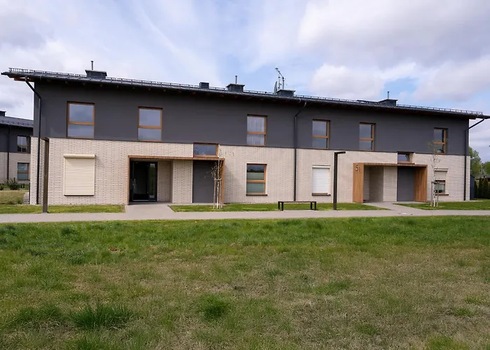 Apartament - Parking, Terrace&garden - By Rentujemy *